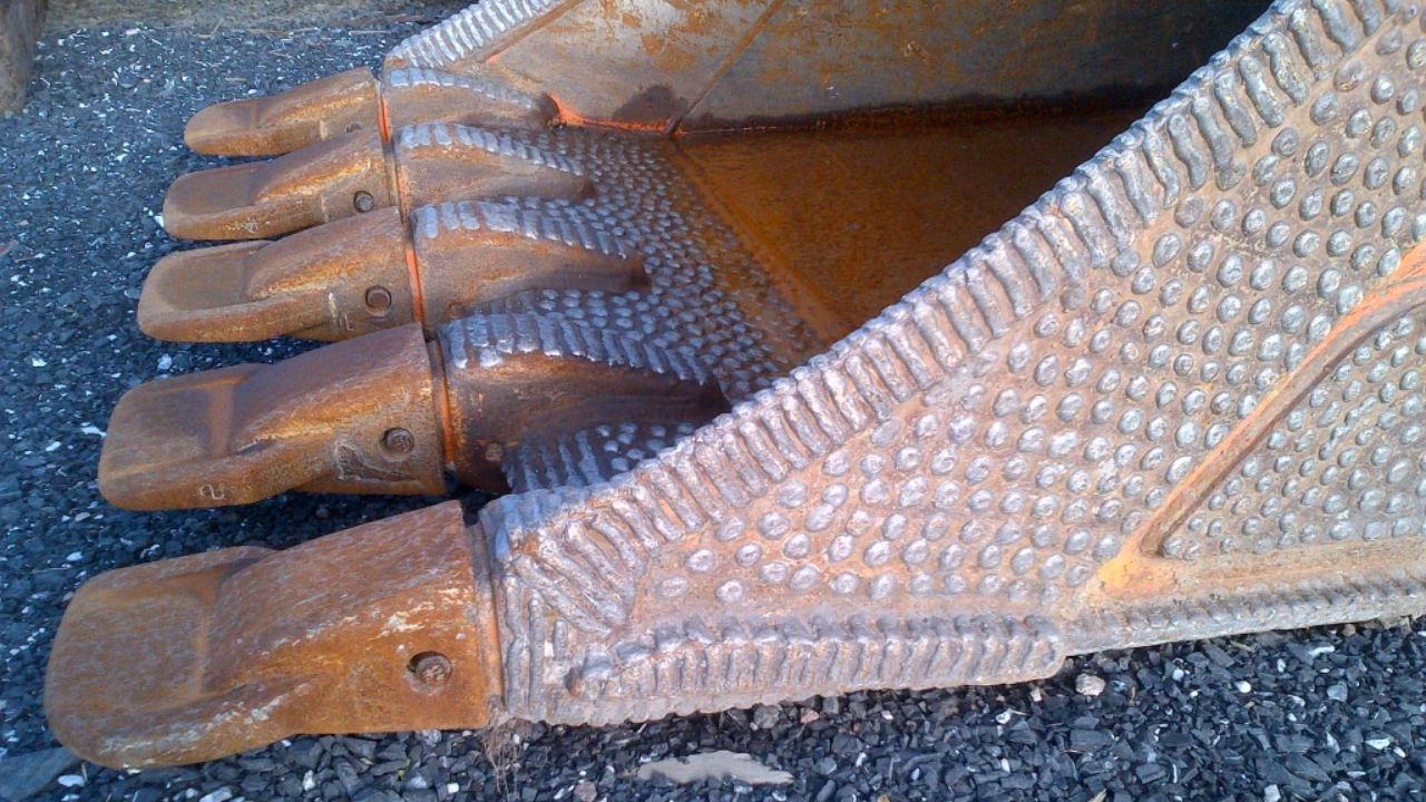 The Environmental Benefits of Using Reversible Hammer Teeth with Bradco Mulchers